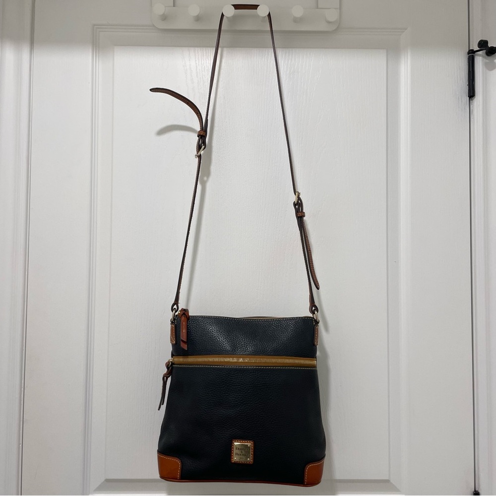 DOONEY & BOURKE 1975 The Pebble Grain Crossbody Bag in Blue with Brown Trim